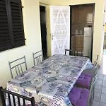 Lägenhet In With Balcony, Air Conditioning, Wifi, Washing Machine 4834-2