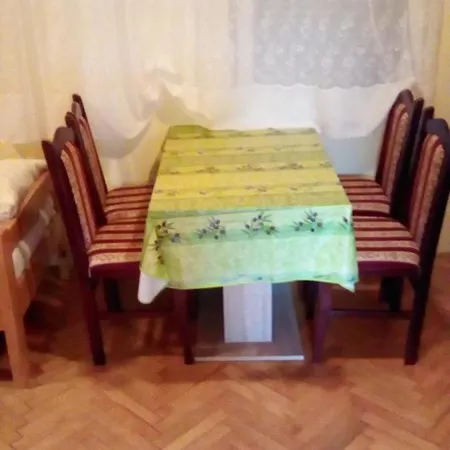 In With Balcony, Air Conditioning, Wifi, Washing Machine 4834-2 * Zdrelac