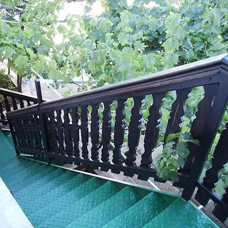 아파트 In With Balcony, Air Conditioning, Wifi, Washing Machine 4834-2 *