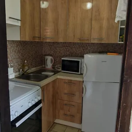 In With Balcony, Air Conditioning, Wifi, Washing Machine 4834-2 Apartman *