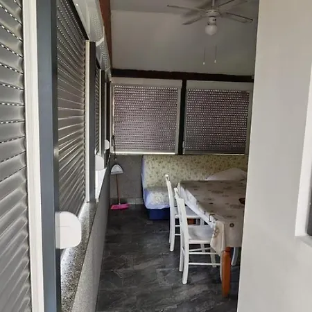 Apartmán In With Balcony, Air Conditioning, Wifi, Washing Machine 4834-2
